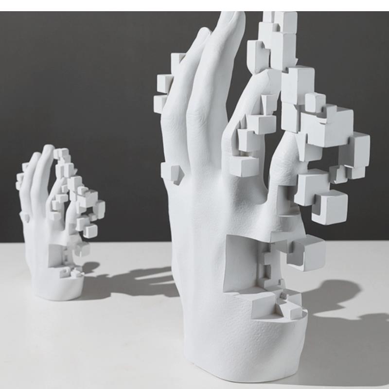 Abstrakte Skulptur mit Mosaikk – Exhibition Of Art And Craft Bewertung und Preis